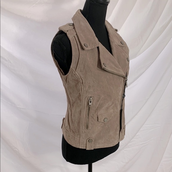 Women's Brown Suede Vest - Picture 2 of 5